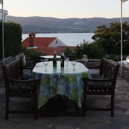 Bonaca Apartment *